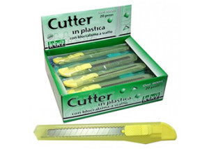 Cutter in plastica con bloccalama a scatto mm.9